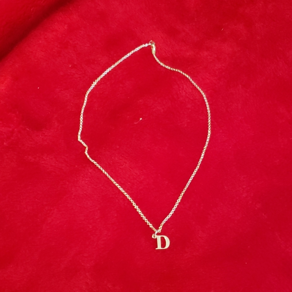 Thomas Sabo chain with letter D pendant